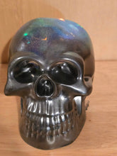 Load image into Gallery viewer, Handcrafted Resin Skulls
